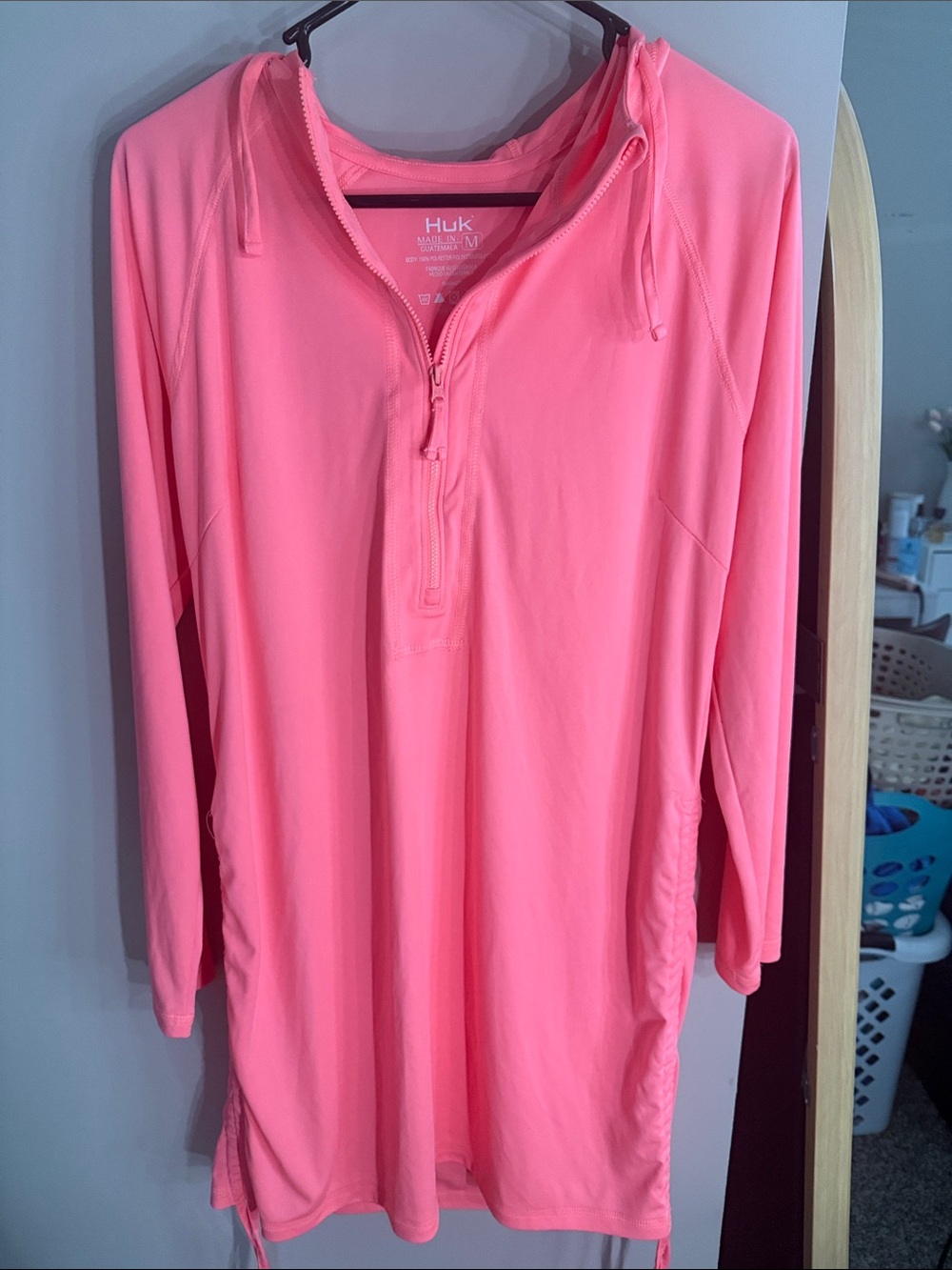 Huk Women's Hot Pink Long Sleeve Hooded Pullover